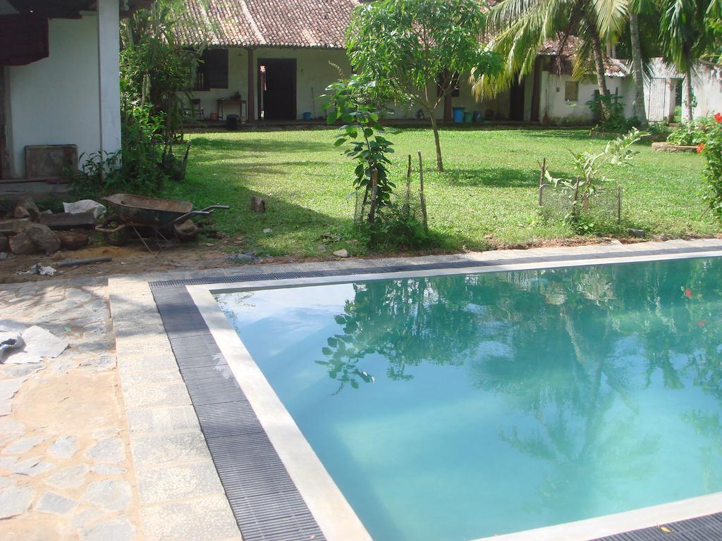Atapattu Walawwa Villa กอลล์ ภายนอก รูปภาพ