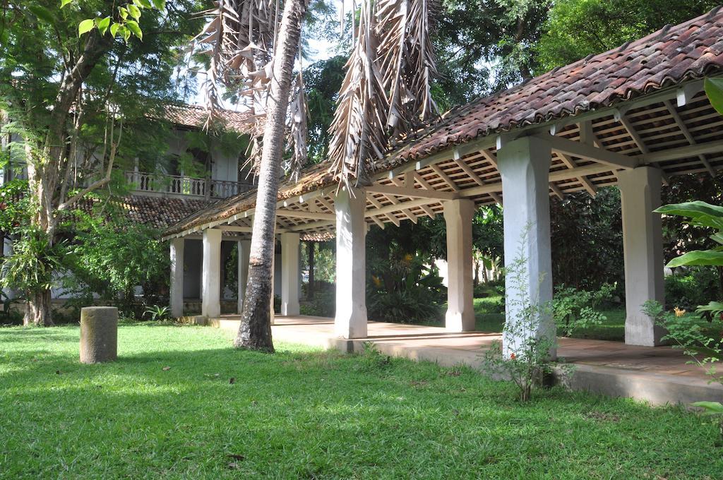 Atapattu Walawwa Villa กอลล์ ภายนอก รูปภาพ
