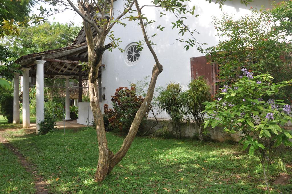 Atapattu Walawwa Villa กอลล์ ภายนอก รูปภาพ