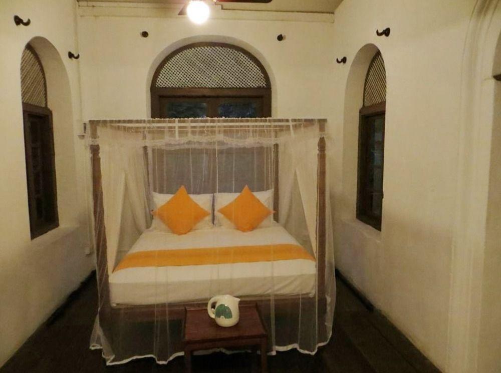 Atapattu Walawwa Villa กอลล์ ภายนอก รูปภาพ
