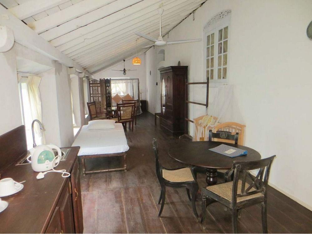 Atapattu Walawwa Villa กอลล์ ภายนอก รูปภาพ