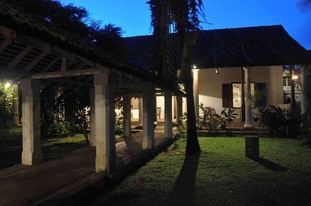 Atapattu Walawwa Villa กอลล์ ภายนอก รูปภาพ